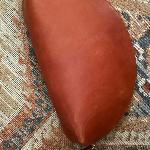 Mansur Gavriel Moon clutch - Picture 4 of 4